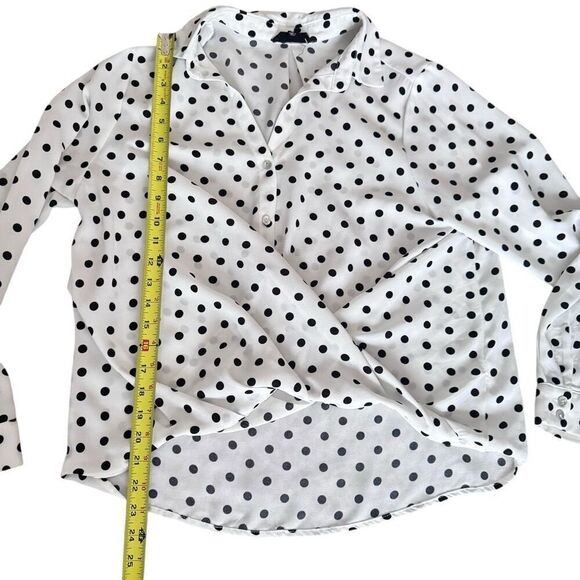 Akaiv Cream Black Polkadot Blouse VNeck Faux Knot Crossover 100% Polyester Mediu - Picture 6 of 9